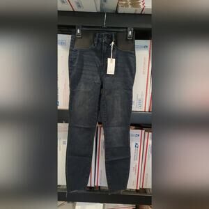 2 pairs of NWT GOOD AMERICAN MATERNITY JEAN'S SIZE 0 AND SIZE 4.